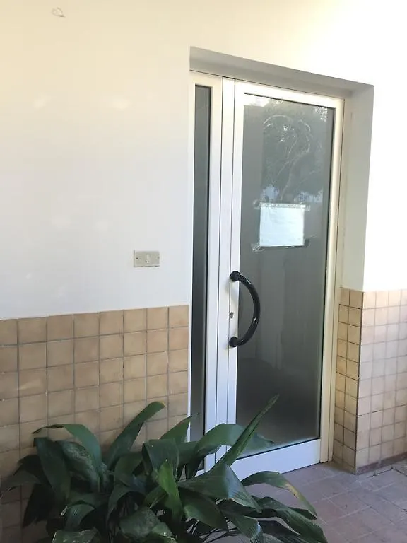 Vila Mansarda Al Mare Rimini 0*,  Itálie